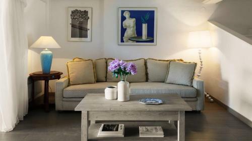 Soleado Beachfront Villa