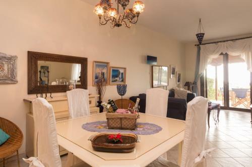 Luxury 2-floor Villa!!