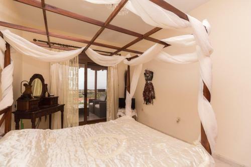 Luxury 2-floor Villa!!
