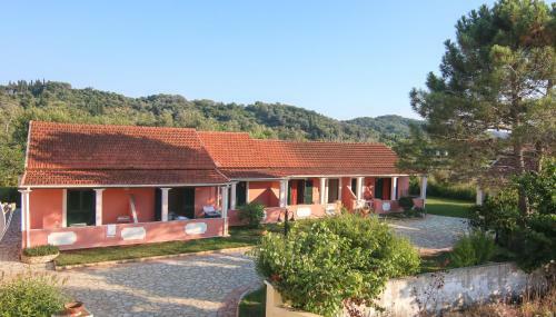 Sunshine Apartments