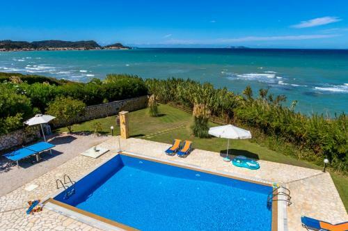Beachfront Twin Villas