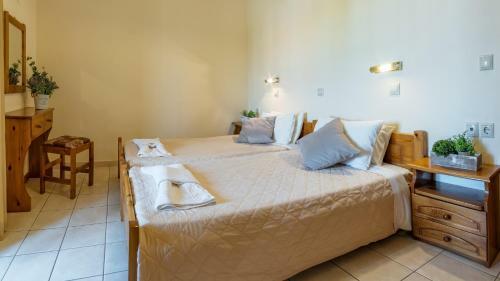 Spiros Apartments