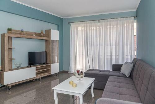 Modern Downtown Apartment
