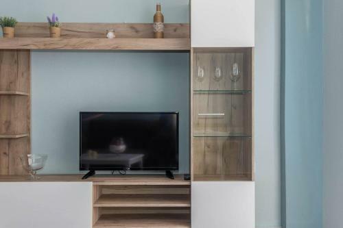Modern Downtown Apartment