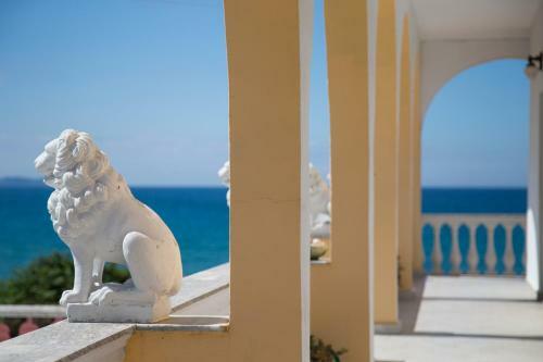 Ntoriseveline Beach House