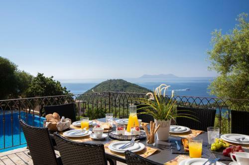 Okeanides Villas