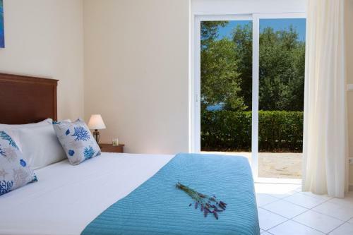 Okeanides Villas