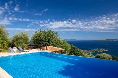 Okeanides Villas