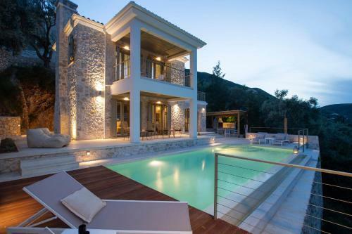Villa Anthelia-idyllic View And Private Access To The Sea