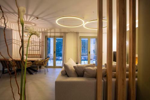 Villa Anthelia-idyllic View And Private Access To The Sea