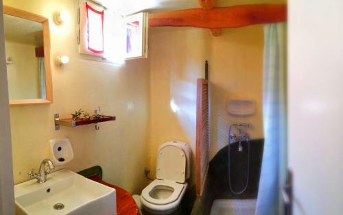 Hostal Trocolo Apartments