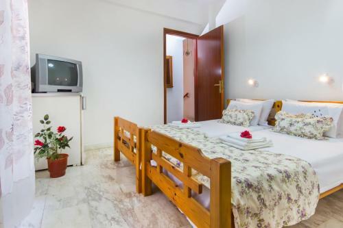 Hostal Summer Rooms