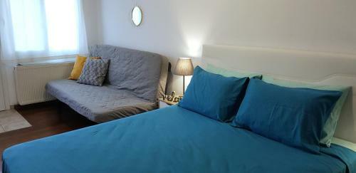 Doukas Apartments