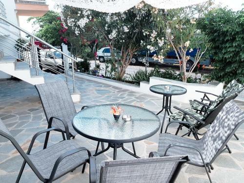 Doukas Apartments