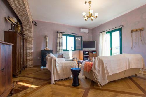 Eleonas Giovani House