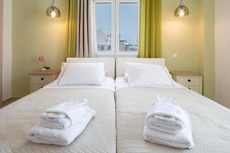 Hotel Australia