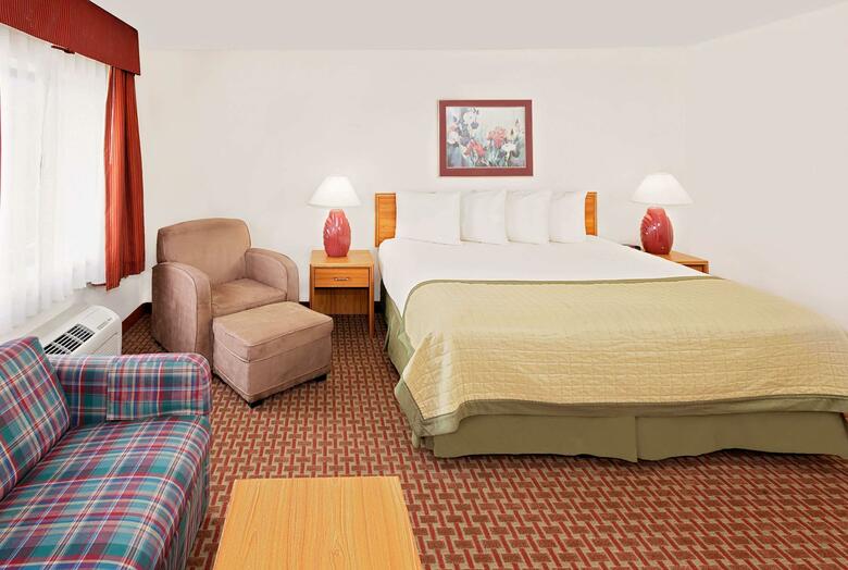 Hotel Baymont Inn & Suites St. Joseph - Stevensville