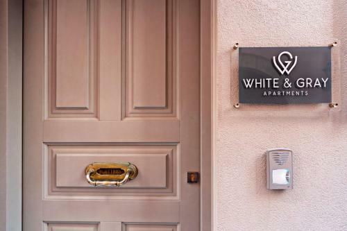 White&gray Apartment