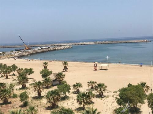 Apartment On The Beach With View