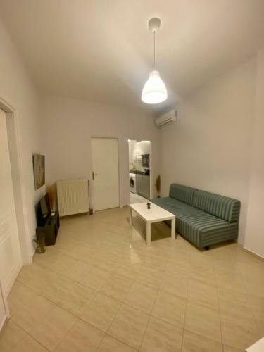 Le Chris Central Apartments