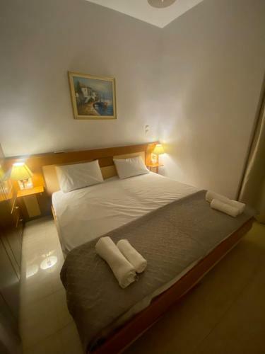 Le Chris Central Apartments