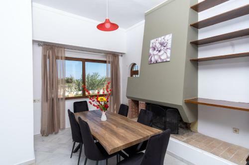 Majorelle Apartments