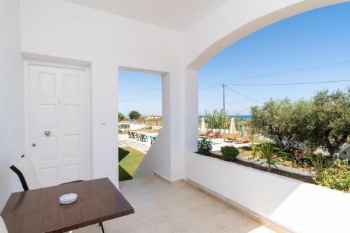 Majorelle Apartments