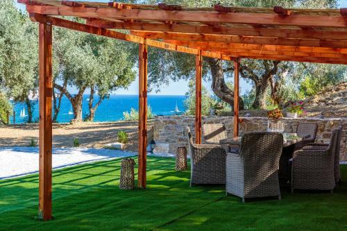 Olive Grove Apartment