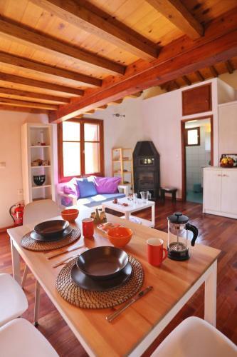 Cambos Villa