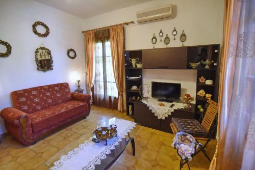 Hostal Panagou Studios