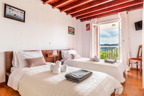 Santa Marina Villa