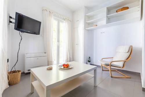 The Downtown Apartment