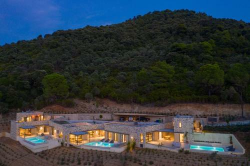 Kechria Bay Villas