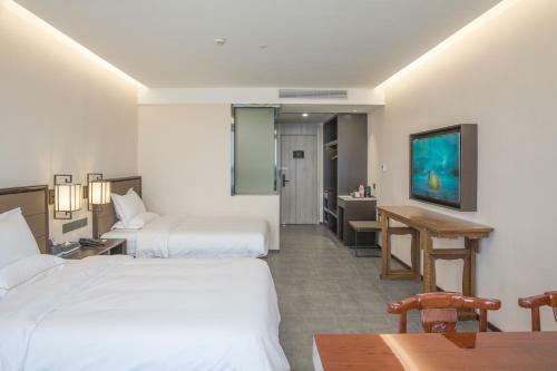 East Hotel