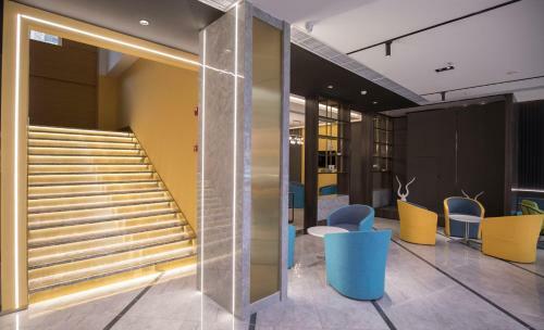 X�jushe Hotel