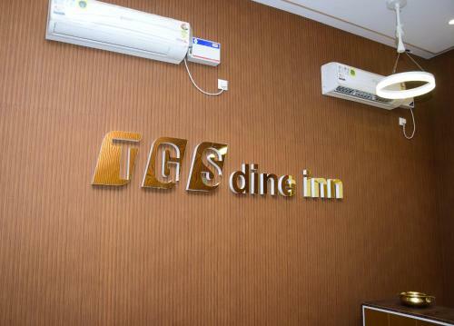 Hotel Tgs Dine Inn