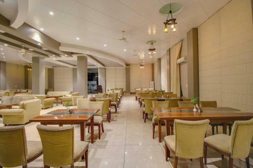 Hotel Luxury Jim Corbett Resort