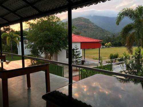 Hotel Green Valley Sports Club