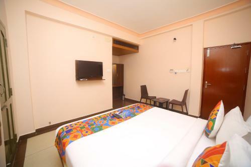 Hotel Radha Residency
