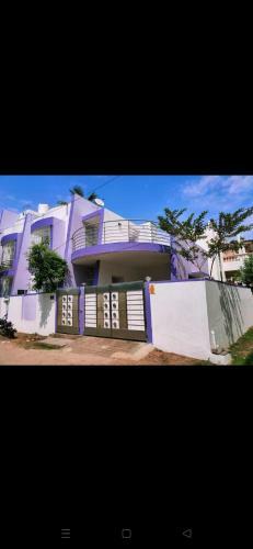 Pravesh Villa