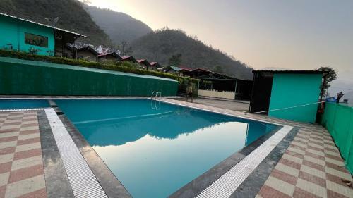 Royal Green Luxury Resort By Pt