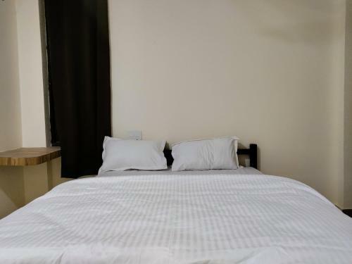 Tatsat Hostel Tapovan
