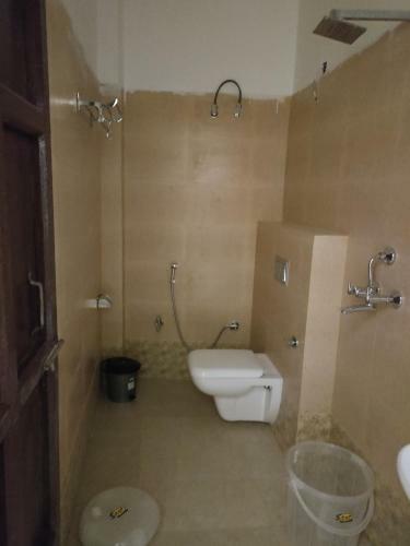 Tatsat Hostel Tapovan