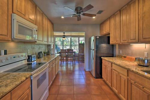 Sunny Ormond Beach Getaway, Blocks To Ocean