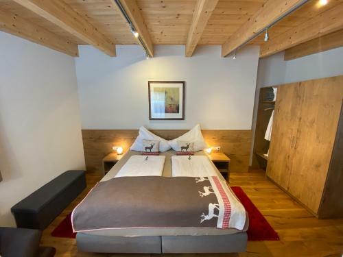 Hostal Alpenperle