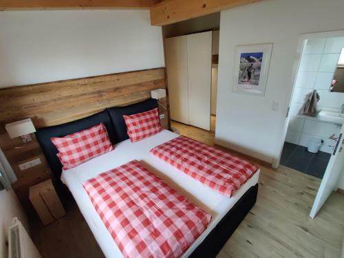 Apartamento Traumhafter Seeblick: Ferienwohnung "am Atoll"