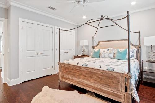 Satinwood Beach Landing