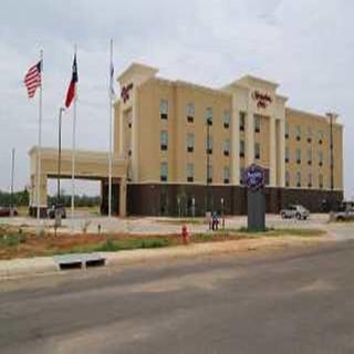 Posada Hampton Inn Pearsall