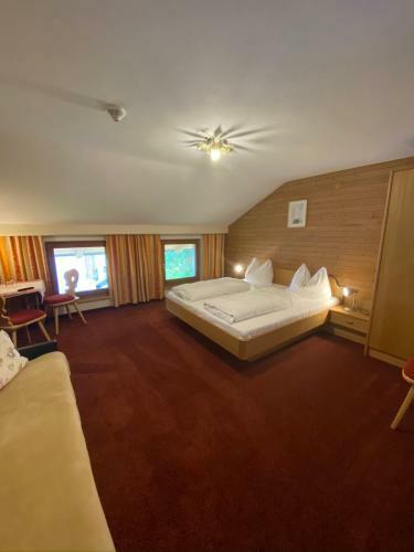 Hostal Landhaus Staudacher