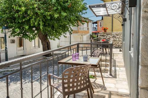 Apartamento Oikos Daretsou